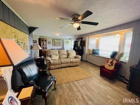 10791 S 100 E Rd, Fairmount, IN 46928 photo 2