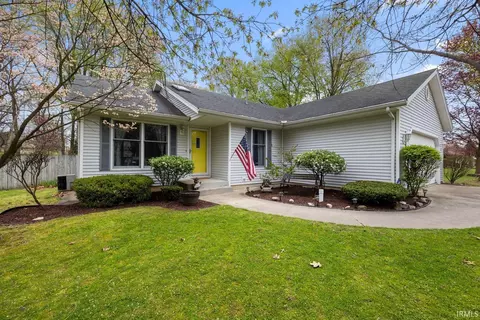 Exterior - 52522 Ruth St, Granger, IN 46530 photo 1 of 10