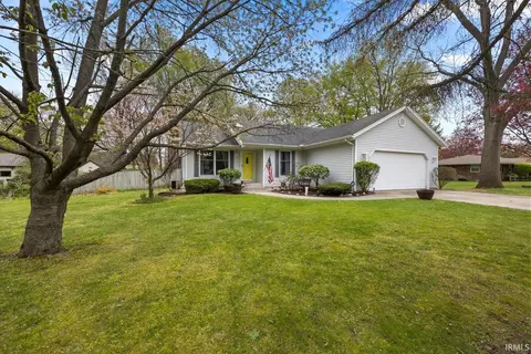 Exterior - 52522 Ruth St, Granger, IN 46530 photo 3 of 10