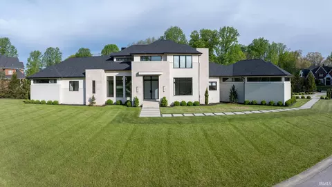 4644 S Hawks Way, Bloomington, IN 47401