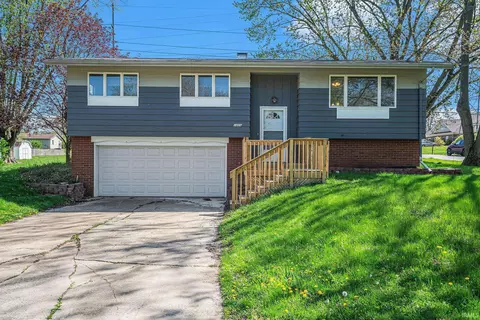 1809 Westgate Ave, Plymouth, IN 46563
