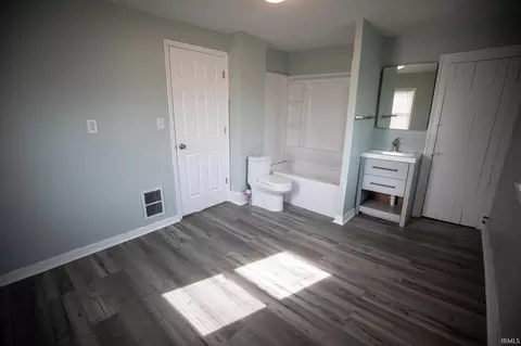 Bedroom - 105 N Ecker Ave, Bourbon, IN 46504 photo 4 of 4