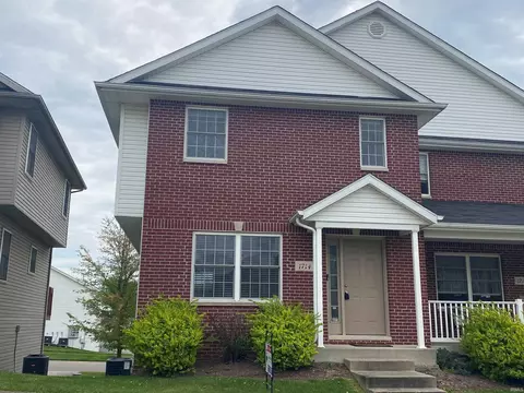 1714 W Sunstone Dr, Bloomington, IN 47403