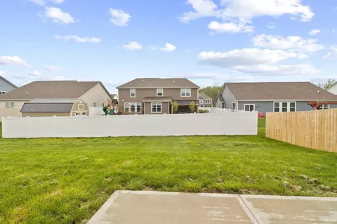 Exterior - 426 Pekin Way, Pendleton, IN 46064 photo 5 of 8