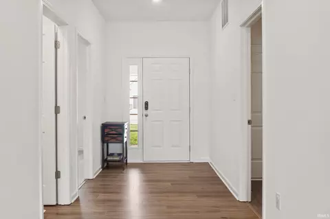Entry Way - 426 Pekin Way, Pendleton, IN 46064 photo 1 of 1
