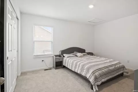 Bedroom - 426 Pekin Way, Pendleton, IN 46064 photo 10 of 11