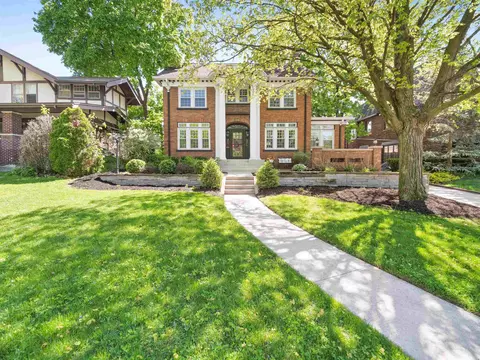 2108 Kensington Blvd, Fort Wayne, IN 46805
