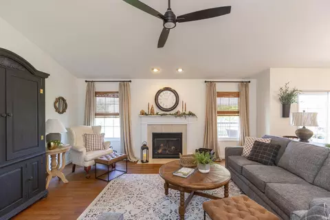 51158 Old Cottage Dr, Granger, IN 46530 photo 5