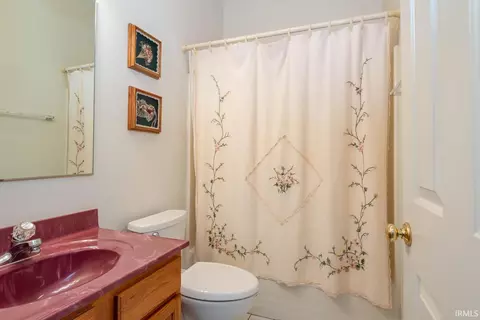 511 E Moss Creek Dr, Bloomington, IN 47401 photo 8