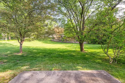 511 E Moss Creek Dr, Bloomington, IN 47401 photo 26