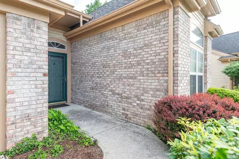 511 E Moss Creek Dr, Bloomington, IN 47401 photo 3