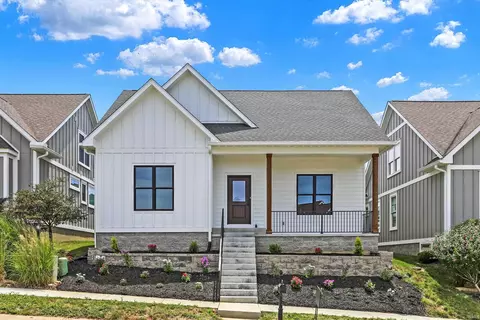 2418 S Cathcart St, Bloomington, IN 47401