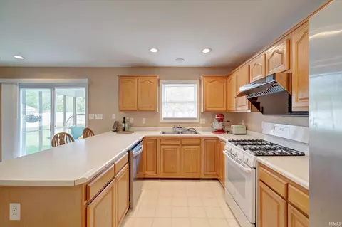 4583 E Compton Blvd, Bloomington, IN 47401 photo 12