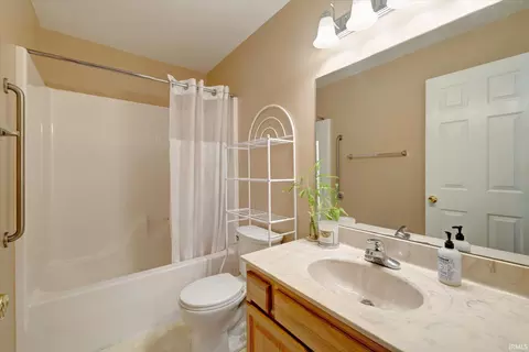 4583 E Compton Blvd, Bloomington, IN 47401 photo 24