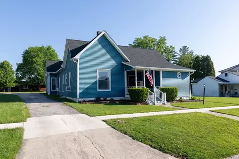 1013 W Brook St, Mitchell, IN 47446 photo 1