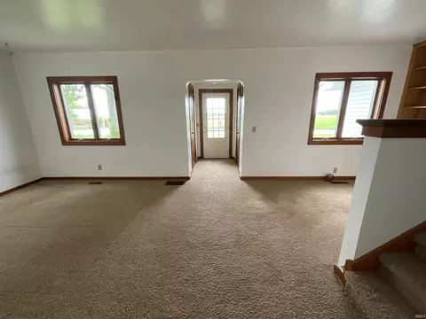 2305 W Yoder Rd, Fort Wayne, IN 46819 photo 3