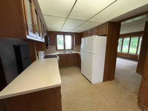2305 W Yoder Rd, Fort Wayne, IN 46819 photo 8