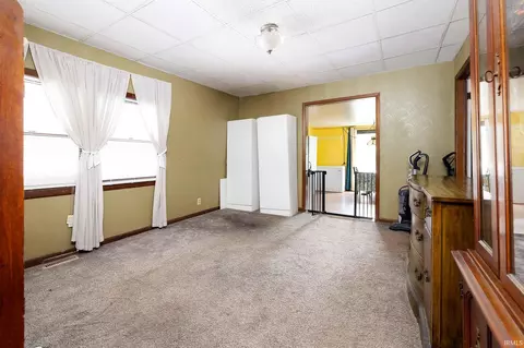 726 W Howe St, Bloomington, IN 47403 photo 8
