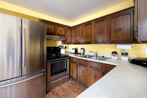 726 W Howe St, Bloomington, IN 47403 photo 12