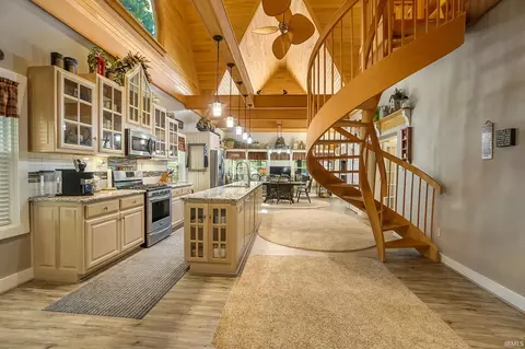 1175 S 495 E, Lagrange, IN 46761 photo 2
