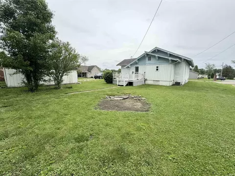 8153 E State St, Dugger, IN 47848 photo 5