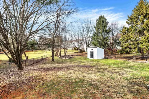 4011 E Stonegate Dr, Bloomington, IN 47401 photo 32