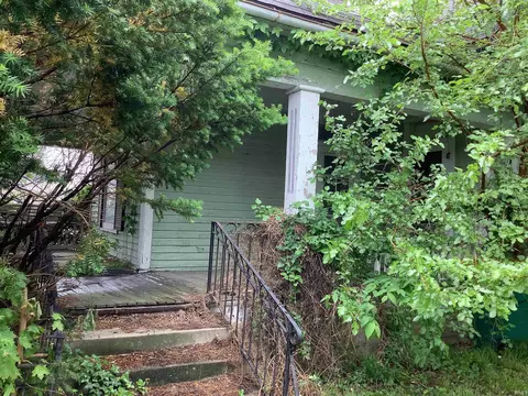 213 E Main St Ave, Greentown, IN 46936 photo 1