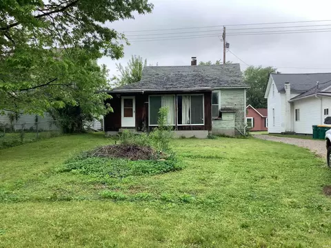 213 E Main St Ave, Greentown, IN 46936 photo 3