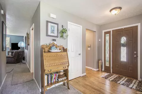 50524 Weeping Willow Run E, Granger, IN 46530 photo 4