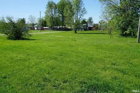 424 S 8th St, Mitchell, IN 47446 photo 4