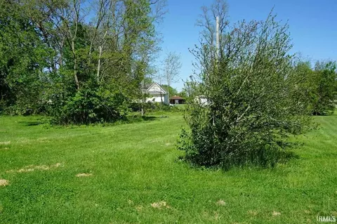 424 S 8th St, Mitchell, IN 47446 photo 5