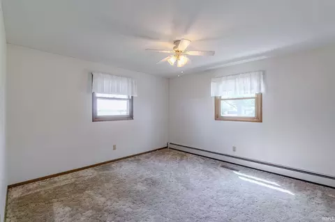 7915 Lafayette Center Rd, Yoder, IN 46798 photo 13