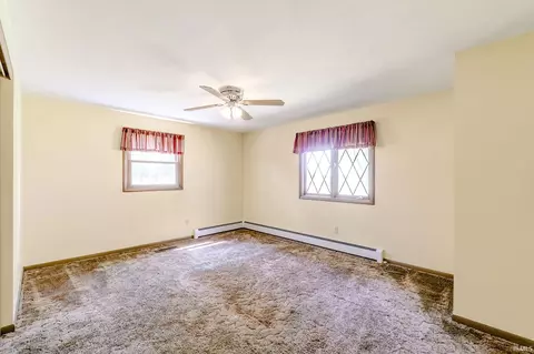 7915 Lafayette Center Rd, Yoder, IN 46798 photo 11