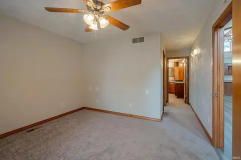 562 W Seitz St, Jasper, IN 47546 photo 32