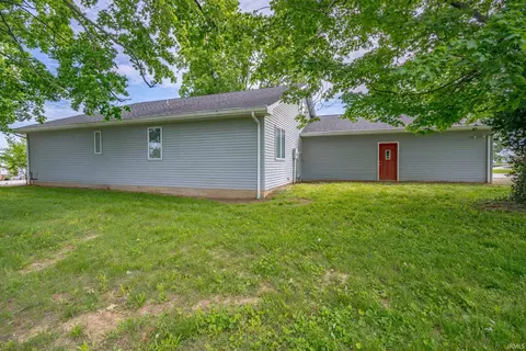 562 W Seitz St, Jasper, IN 47546 photo 11