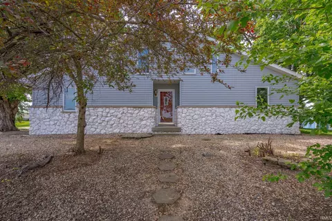 562 W Seitz St, Jasper, IN 47546 photo 3