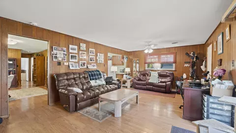 525 S Oak St, Waterloo, IN 46793 photo 13