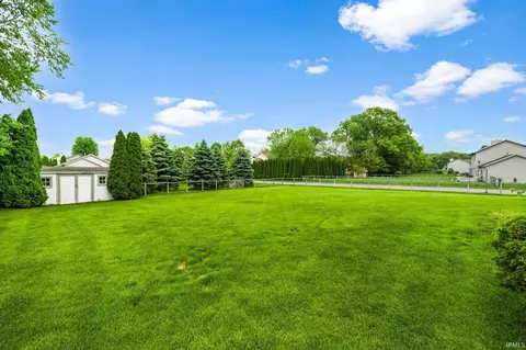 11555 Harbridge Dr, Granger, IN 46530 photo 28