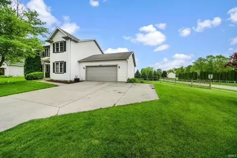 11555 Harbridge Dr, Granger, IN 46530 photo 3