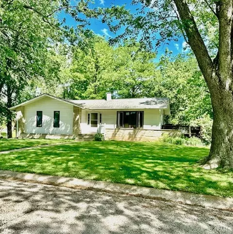 1203 Elliston Dr, Bloomington, IN 47401 photo 1