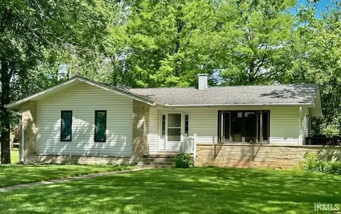 1203 Elliston Dr, Bloomington, IN 47401 photo 2