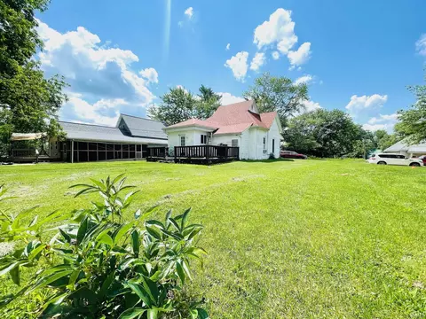 107 W Grissom Ave, Mitchell, IN 47446 photo 4