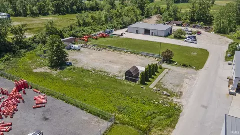 3250 Freeman St, Fort Wayne, IN 46802 photo 3