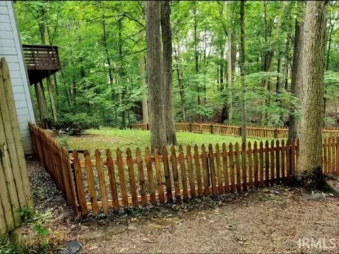 2360 E Linden Hill Dr, Bloomington, IN 47401 photo 2