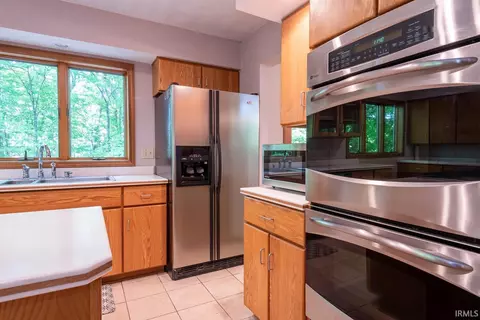 2360 E Linden Hill Dr, Bloomington, IN 47401 photo 7