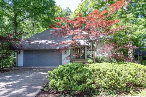 2360 E Linden Hill Dr, Bloomington, IN 47401 photo 1