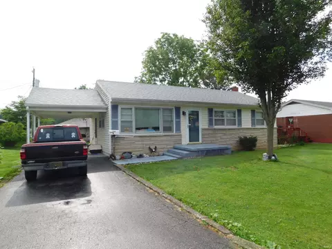 113 N Lincoln Ave, Salem, IN 47167