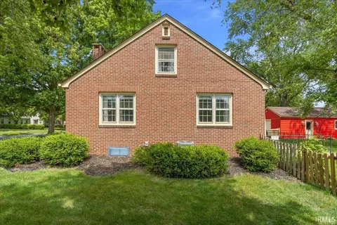 218 W Summit St, Delphi, IN 46923 photo 5