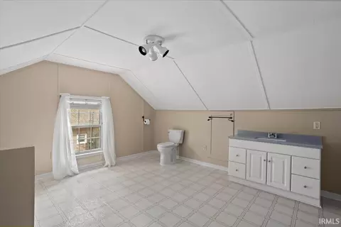 218 W Summit St, Delphi, IN 46923 photo 27