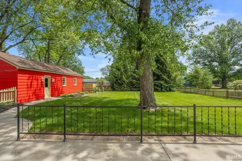 218 W Summit St, Delphi, IN 46923 photo 11